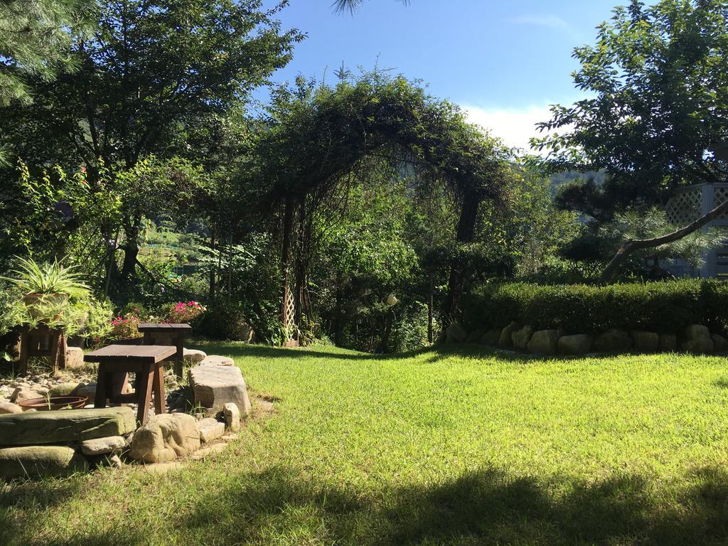 Sicily Pension Hongcheon Exteriör bild