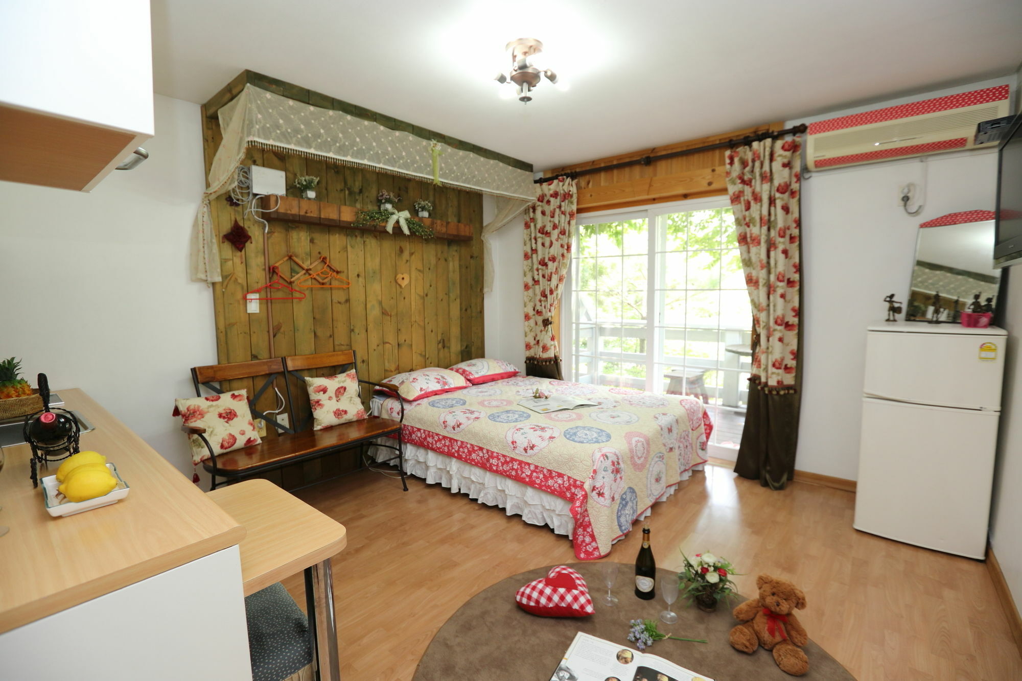 Sicily Pension Hongcheon Exteriör bild
